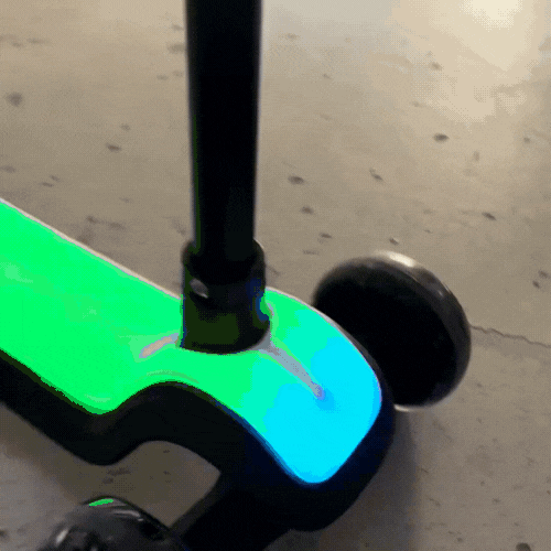 Løbehjul med RGB lys – Et sikkert hit hos børn - iHero - Løbehjul test - Babyhelp.dk