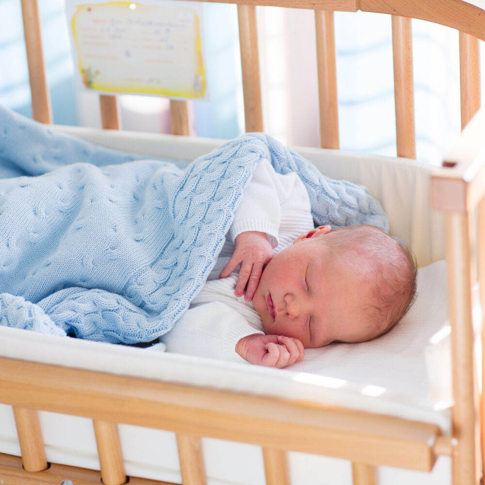 bedside crib